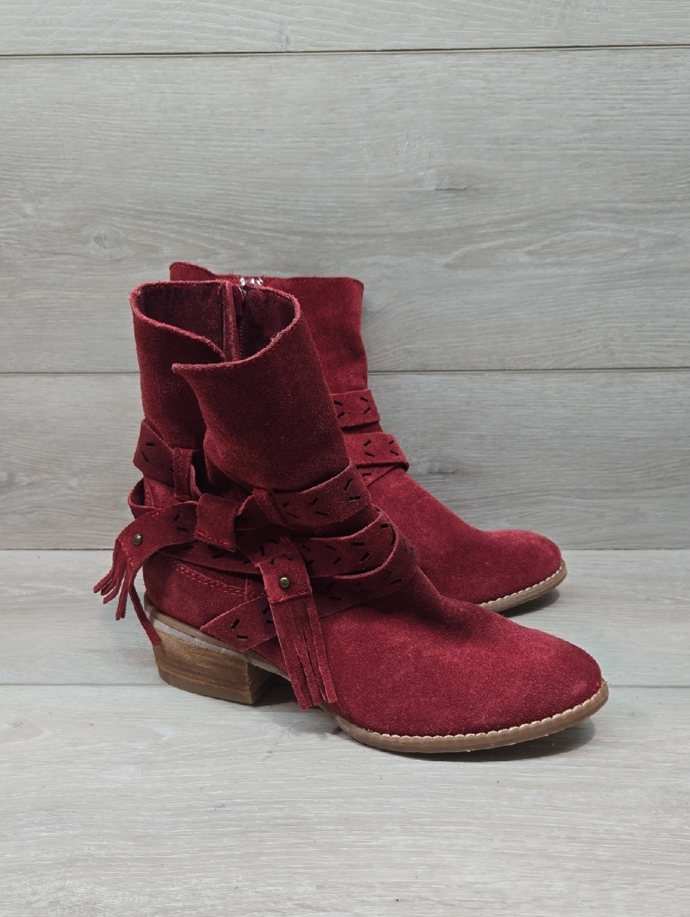 Naughty monkey Women Boho Moto HoboRed Suede Tassel Wrap Ankle Booties Sz 7